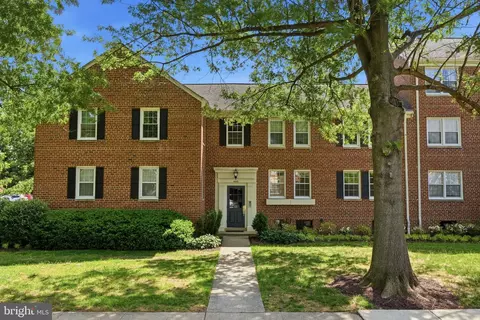 6605 Potomac Ave #A2, Alexandria, VA 22307