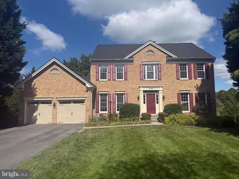 6116 Oakengate Way, Centreville, VA 20120