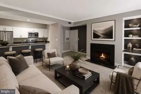 12155 Penderview Ter #823, Fairfax, VA 22033