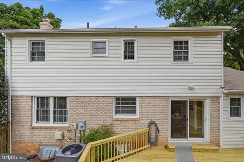 Exterior - 6800 Sydenstricker Rd, Springfield, VA 22152 photo 6 of 8