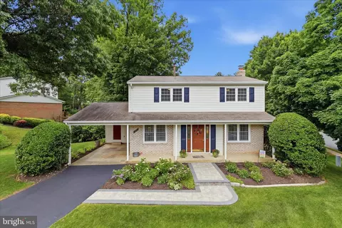 Exterior - 6800 Sydenstricker Rd, Springfield, VA 22152 photo 8 of 8