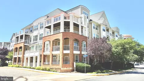 2700 Bellforest Ct #108, Vienna, VA 22180