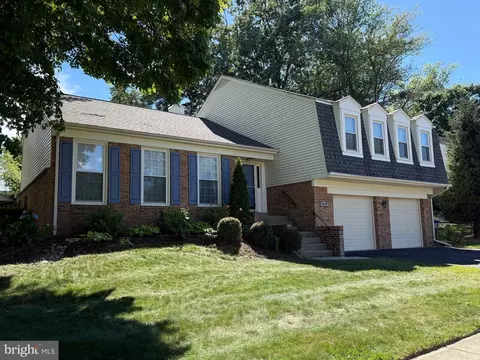 6134 Wicklow Dr, Burke, VA 22015