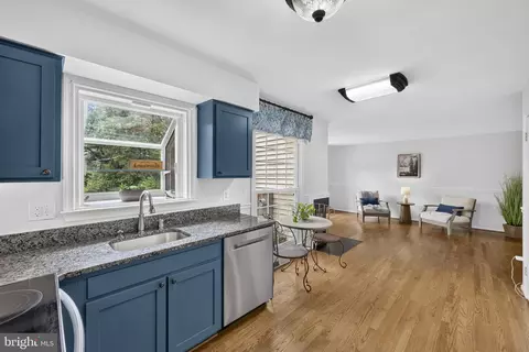 Kitchen - 6134 Wicklow Dr, Burke, VA 22015 photo 1 of 4