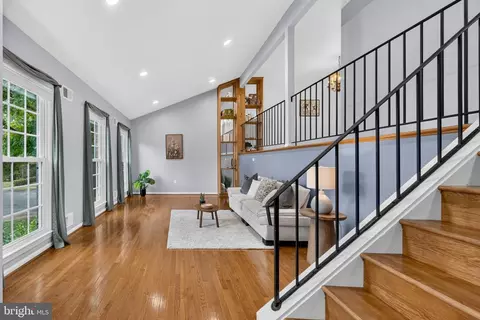Living - 6134 Wicklow Dr, Burke, VA 22015 photo 1 of 7