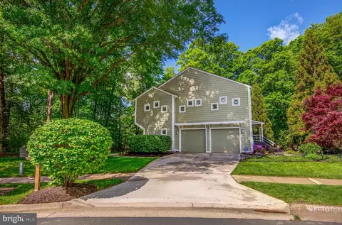 2450 Brussels Ct, Reston, VA 20191 photo 8