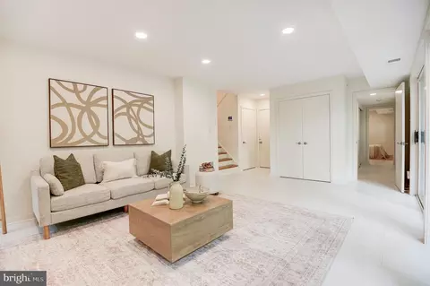 2450 Brussels Ct, Reston, VA 20191 photo 47