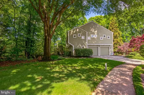 2450 Brussels Ct, Reston, VA 20191 photo 7