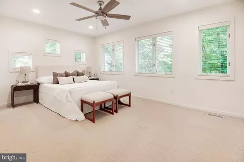 2450 Brussels Ct, Reston, VA 20191 photo 36