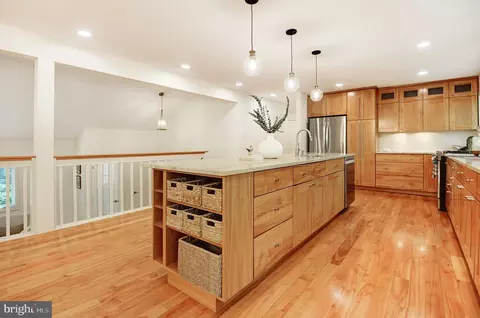 2450 Brussels Ct, Reston, VA 20191 photo 24