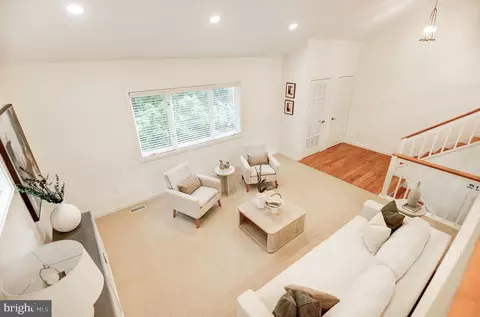 2450 Brussels Ct, Reston, VA 20191 photo 16