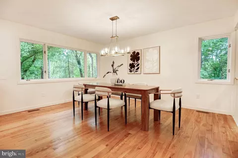 2450 Brussels Ct, Reston, VA 20191 photo 27