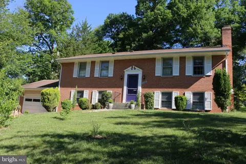10500 Linfield St, Fairfax, VA 22032
