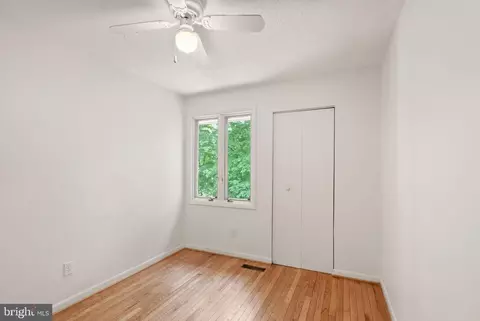 Bedroom - 2242 Cartwright Pl, Reston, VA 20191 photo 9 of 12