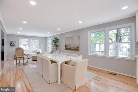 Dining - 3599 Beech Down Dr, Chantilly, VA 20151 photo 2 of 3