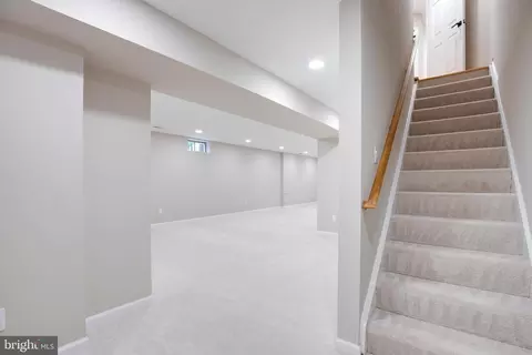 Entry Way - 3599 Beech Down Dr, Chantilly, VA 20151 photo 6 of 6