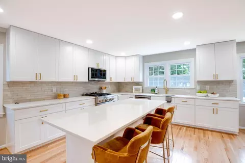 Kitchen - 3599 Beech Down Dr, Chantilly, VA 20151 photo 1 of 8