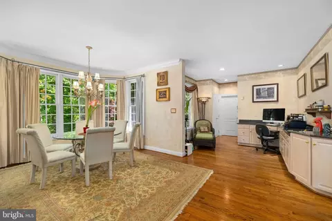 Dining - 897 Chinquapin Rd, Mclean, VA 22102 photo 3 of 4