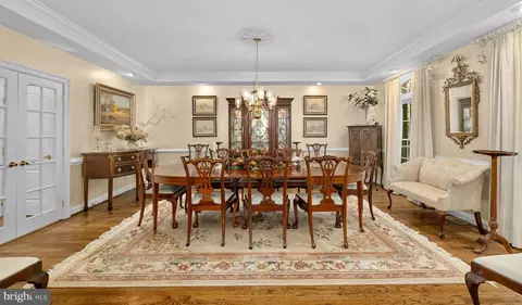 Dining - 897 Chinquapin Rd, Mclean, VA 22102 photo 1 of 4
