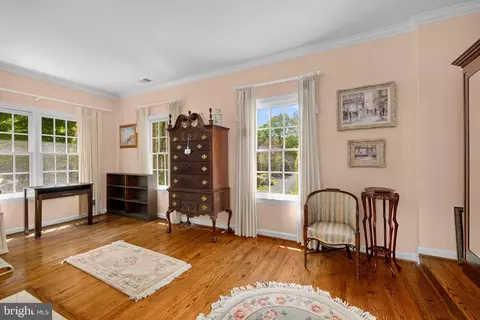 Other - 897 Chinquapin Rd, Mclean, VA 22102 photo 11 of 17