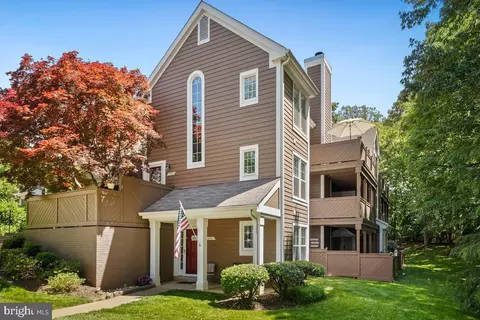 1515 Church Hill Pl, Reston, VA 20194