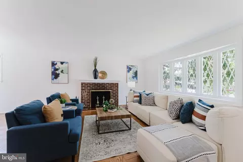 Living - 5408 Dublin Ave, Springfield, VA 22151 photo 1 of 5