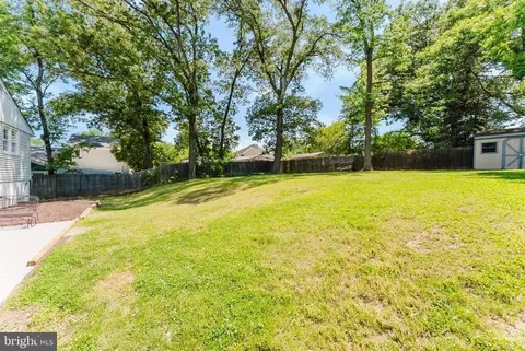 Exterior - 5408 Dublin Ave, Springfield, VA 22151 photo 7 of 11