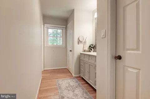 Entry Way - 2603 Oakledge Ct, Vienna, VA 22181 photo 9 of 9
