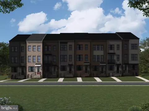 2708 River Birch Rd #HOME 126, Herndon, VA 20171