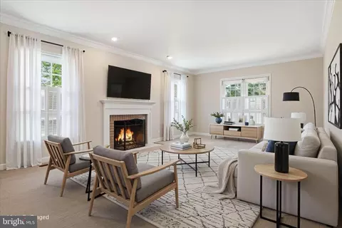 5916 Wescott Hills Way, Alexandria, VA 22315