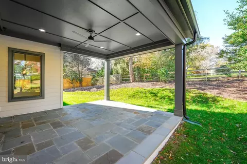 Exterior - 1608 Wrightson Dr, Mclean, VA 22101 photo 3 of 5