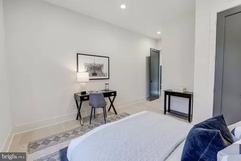 Bedroom - 1608 Wrightson Dr, Mclean, VA 22101 photo 2 of 8