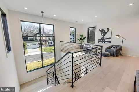 Entry Way - 1608 Wrightson Dr, Mclean, VA 22101 photo 5 of 7