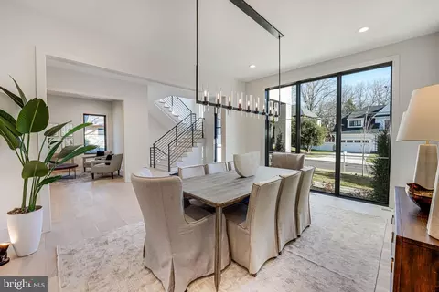 Dining - 1608 Wrightson Dr, Mclean, VA 22101 photo 3 of 4