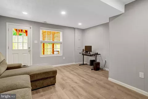 Living - 8414 Cedar Falls Ct, Springfield, VA 22153 photo 4 of 4