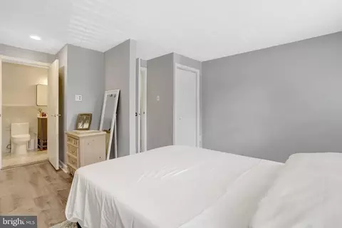 Bedroom - 8414 Cedar Falls Ct, Springfield, VA 22153 photo 5 of 5