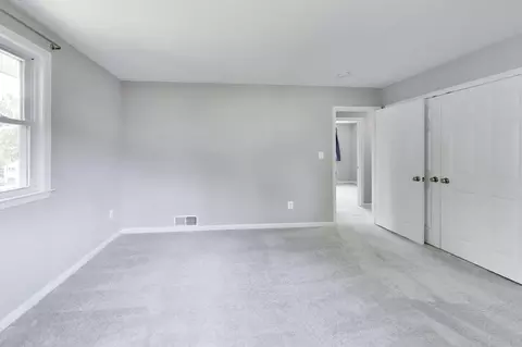 Bedroom - 5816 Amelia St, Springfield, VA 22150 photo 3 of 7