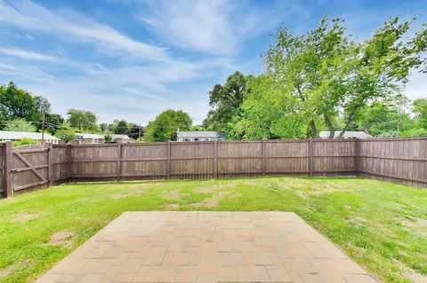Exterior - 5816 Amelia St, Springfield, VA 22150 photo 5 of 8