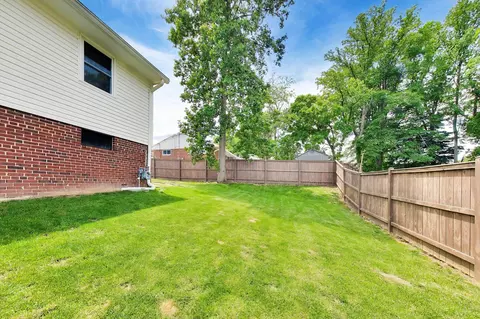 Exterior - 5816 Amelia St, Springfield, VA 22150 photo 6 of 8