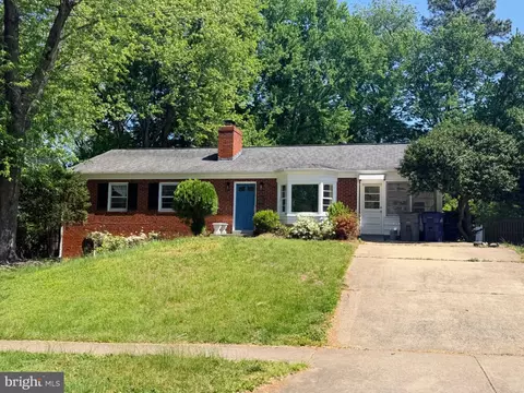 6530 Fairlawn Dr, Mclean, VA 22101