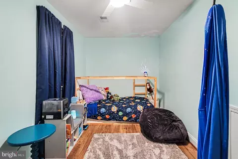Bedroom - 9770 Turnbuckle Dr, Burke, VA 22015 photo 6 of 9