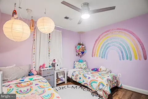 Bedroom - 9770 Turnbuckle Dr, Burke, VA 22015 photo 5 of 9
