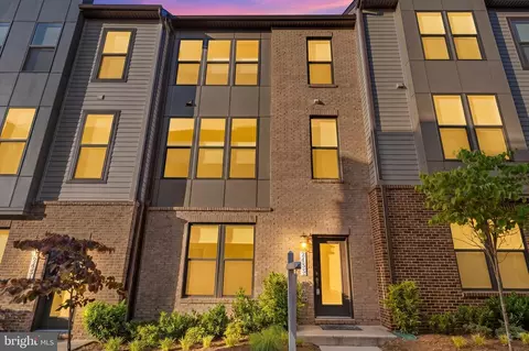 2433 Liberty Loop, Herndon, VA 20171
