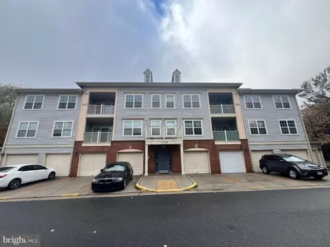11328 Westbrook Mill Ln #303, Fairfax, VA 22030