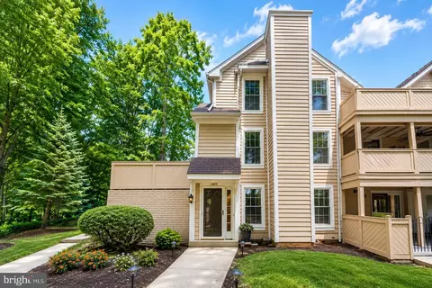 1495 Church Hill Pl, Reston, VA 20194