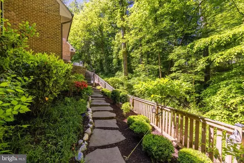 714 Belgrove Rd, Mclean, VA 22101 photo 17