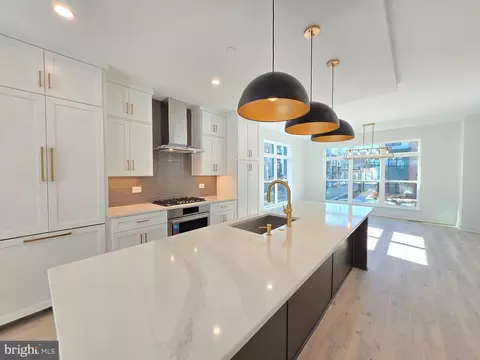 2106 Tysons Ridgeline Rd, Falls Church, VA 22043