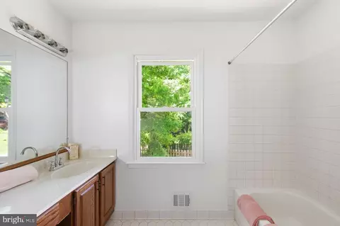 7100 Counter Pl, Burke, VA 22015 photo 36