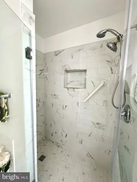 7100 Counter Pl, Burke, VA 22015 photo 33