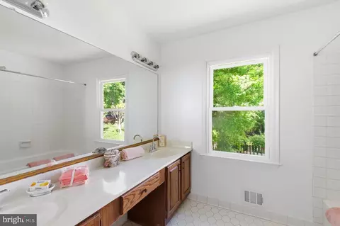 7100 Counter Pl, Burke, VA 22015 photo 37